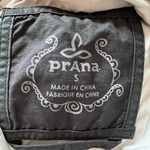 Prana Abby water resistant button front windbreaker jacket 502 - Picture 10 of 12